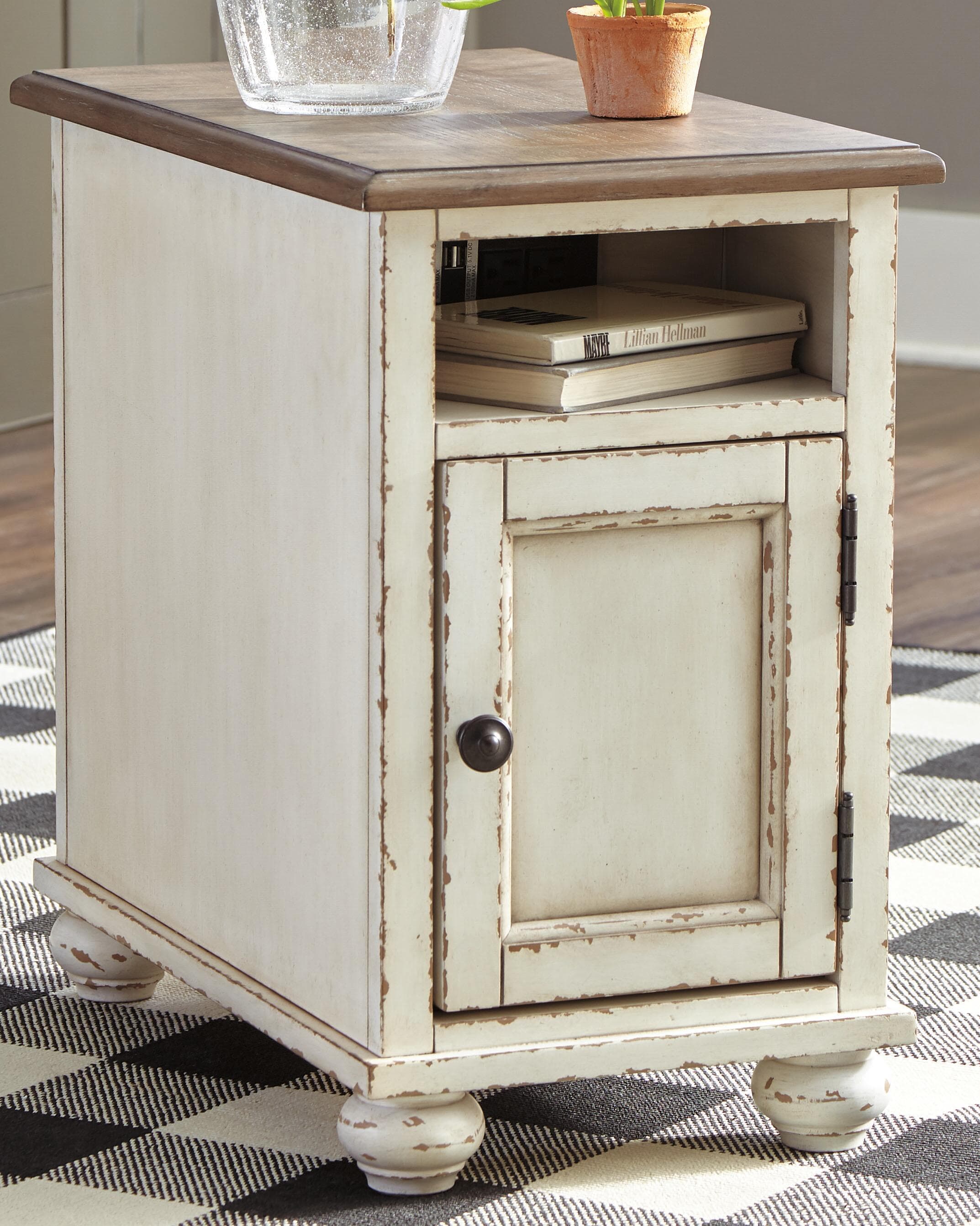 Realyn Chairside End Table — White & Brown/Beige — view 2