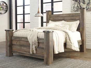 Trinell Queen Poster Bed view 3